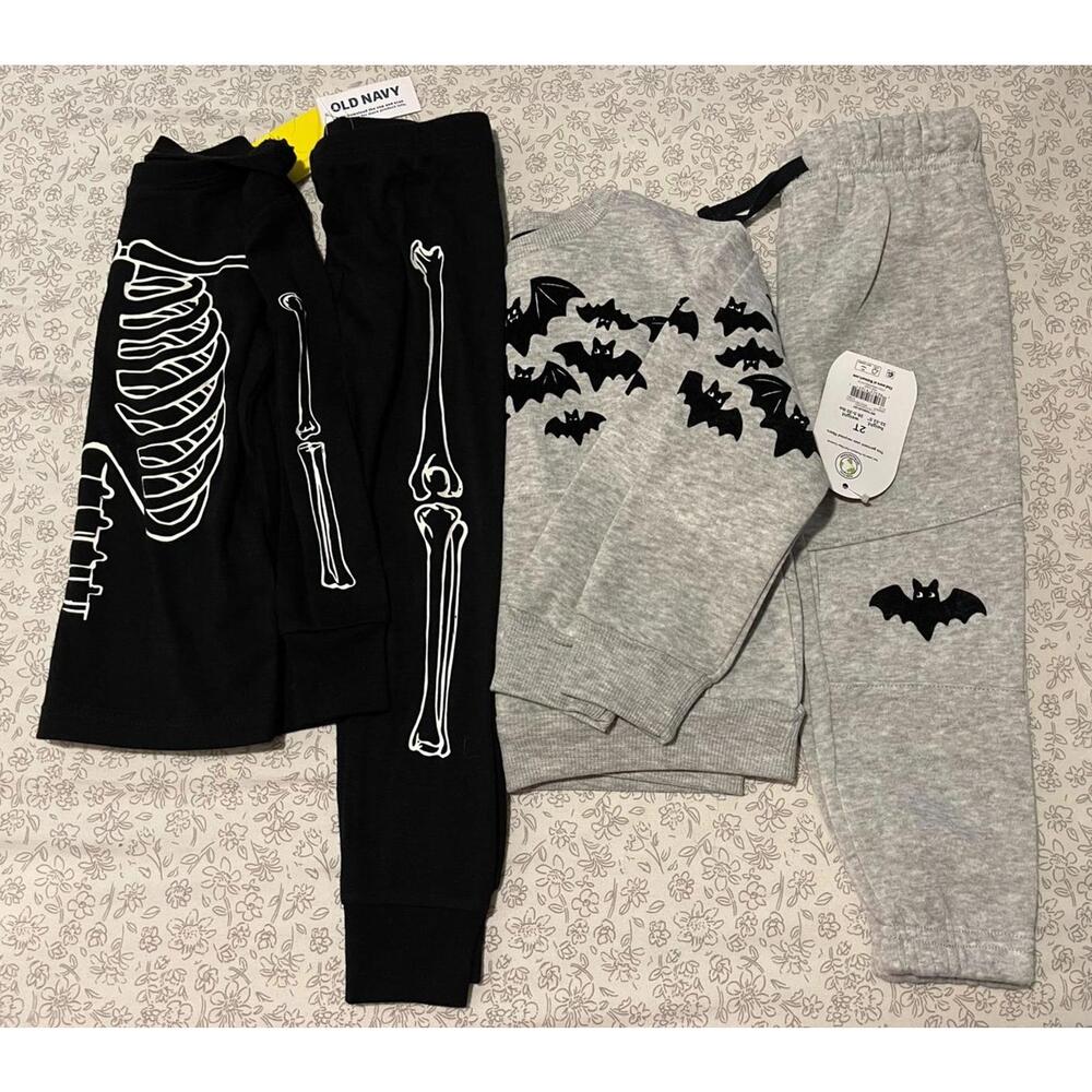 2-Piece Toddler Halloween Outfit Set 2T | Skeleton Pajamas + Bat Sweatshirt/Pant
